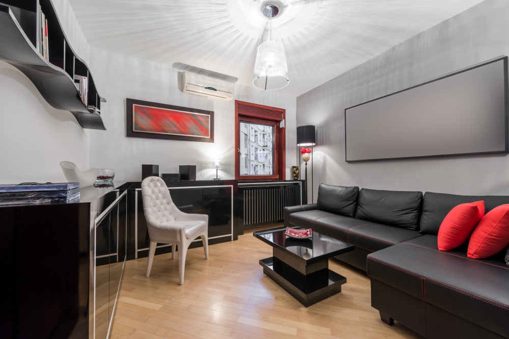 Jak urządzić mały salon, by wyglądał na większy?